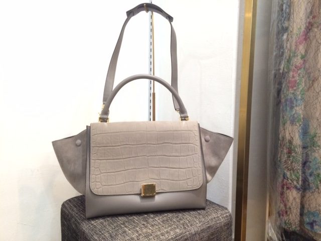 4/21　CELINE・トラペーズバッグ入荷しました