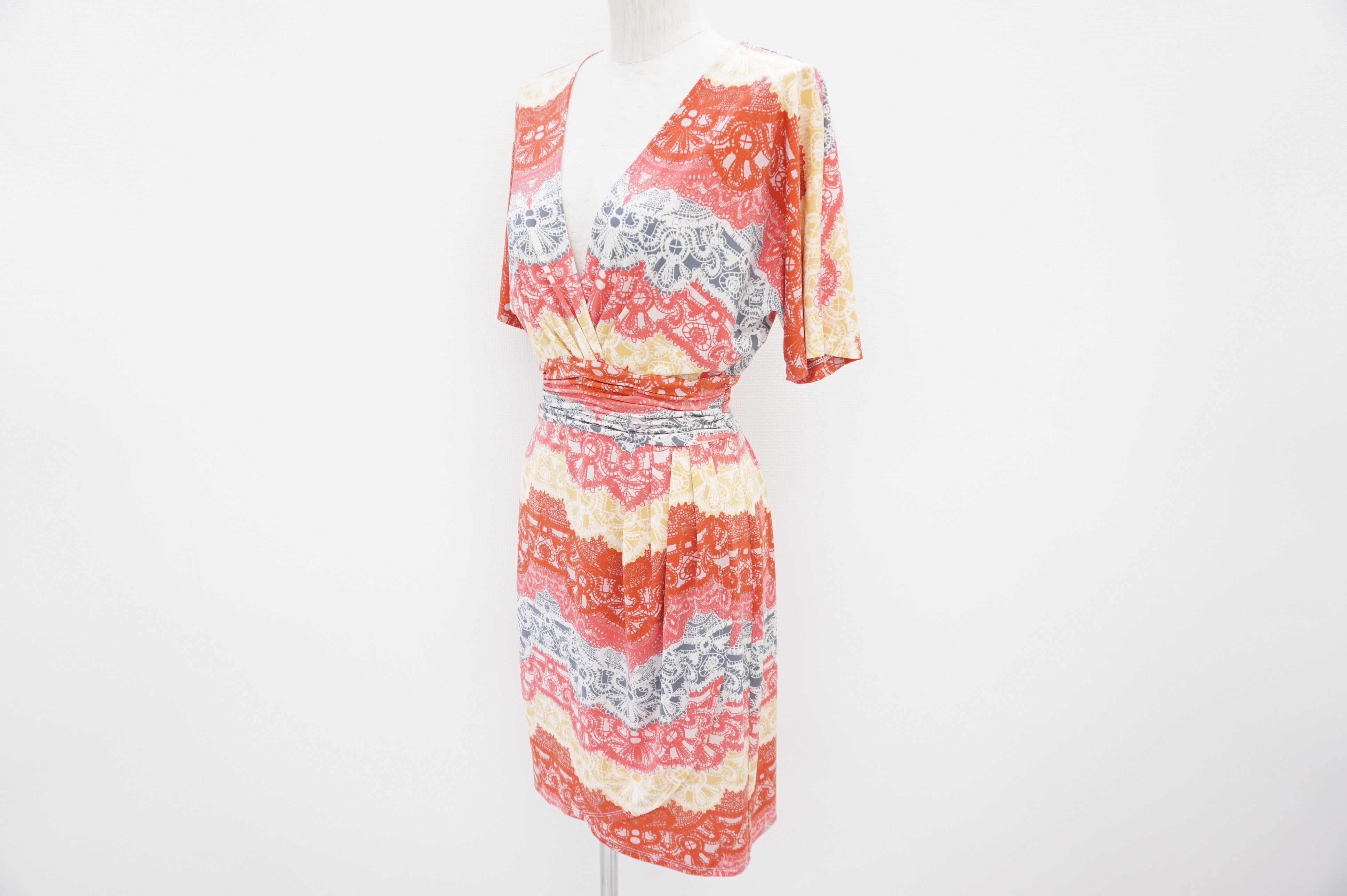 お気に入りのビーシービージーマックスアズリアの洋服を出来るだけ高く売って、少しでも引越しの費用の足しにしたい！