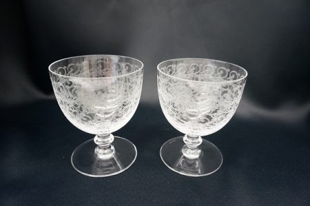 美しく輝くバカラのローハンのペアグラスを買取しました