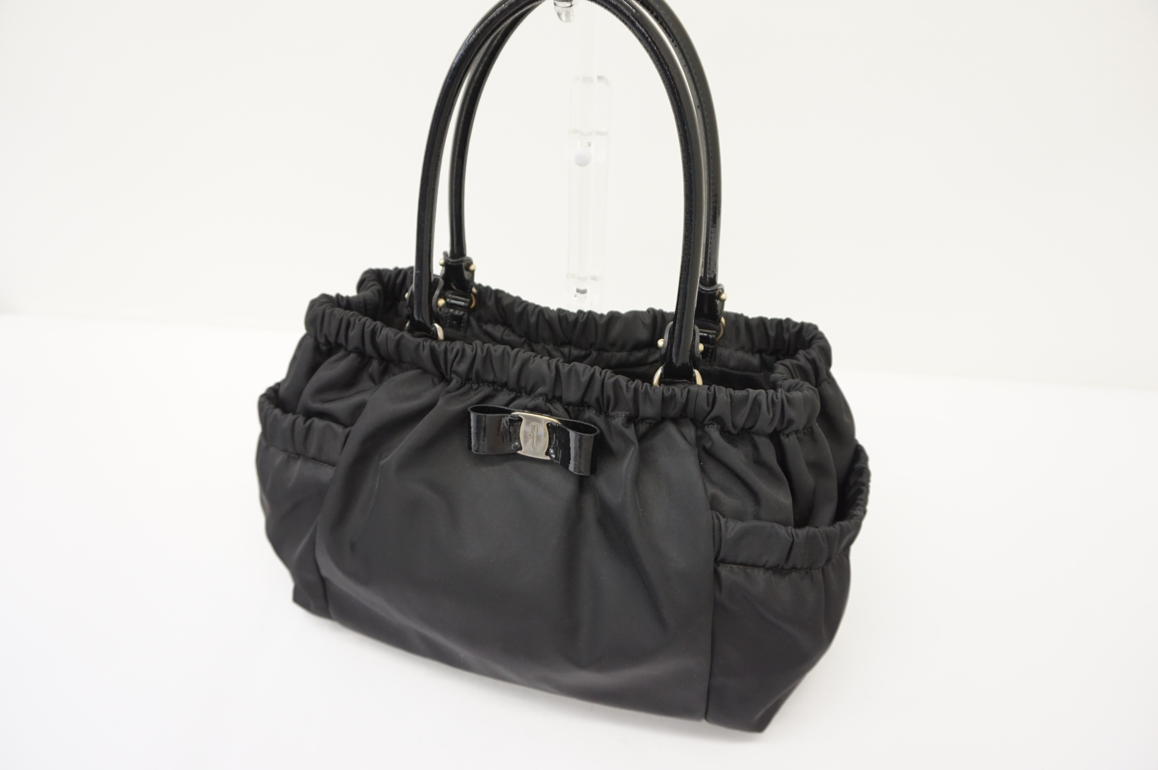 フェラガモリボン(1)