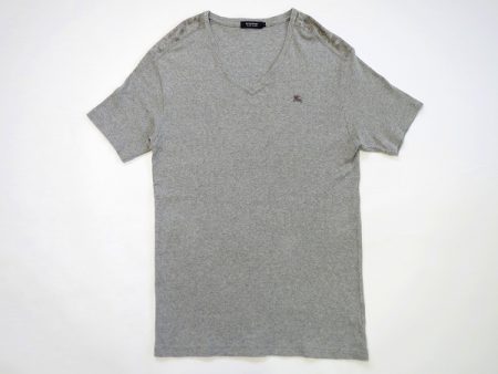 根強い人気のあるバーバリーブラックレーベルのTシャツ【買取情報】