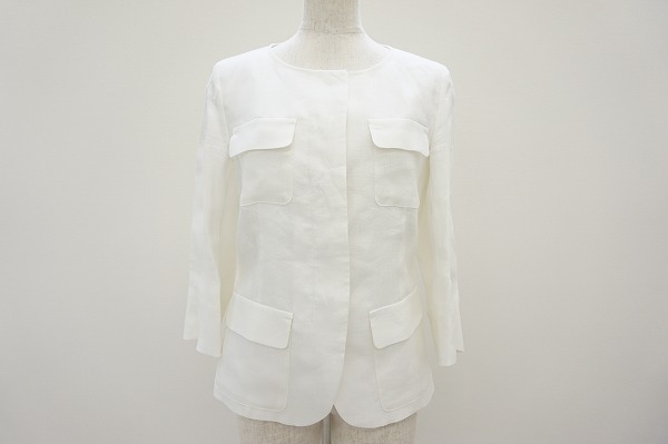 上品でフォーマルに決まる!マックスマーラのホワイトジャケット