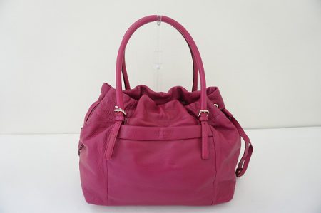 大人可愛いが揃うケイトスペードのコロンと可愛いレザーバッグ