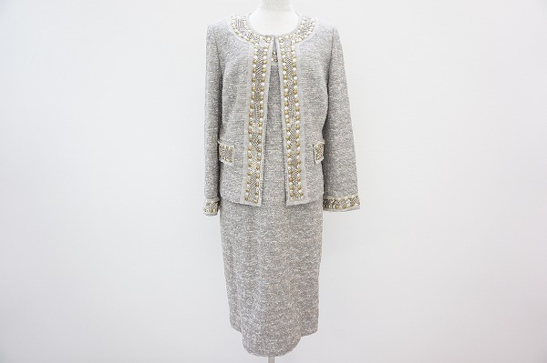 ST.JOHN COUTUREのワンピーススーツを買取させて頂きました