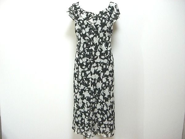 MOGA モガ 黒×白 花柄 ワンピース 3