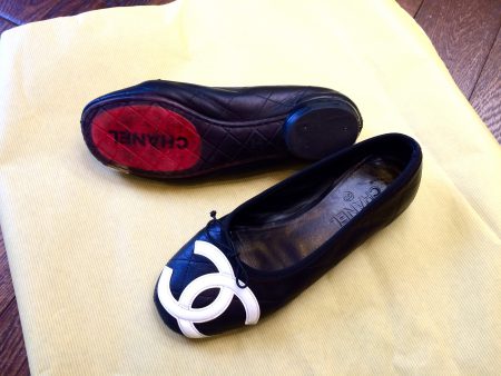 【白金台店より】シャネルのカジュアルシューズはいかがでしょうか