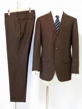 バーニーズニューヨーク×タキザワシゲルの個性が光るメンズスーツ