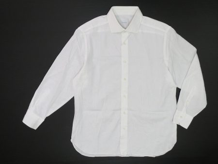 エルメネジルドゼニアの長袖シャツは長く着られる優秀アイテム