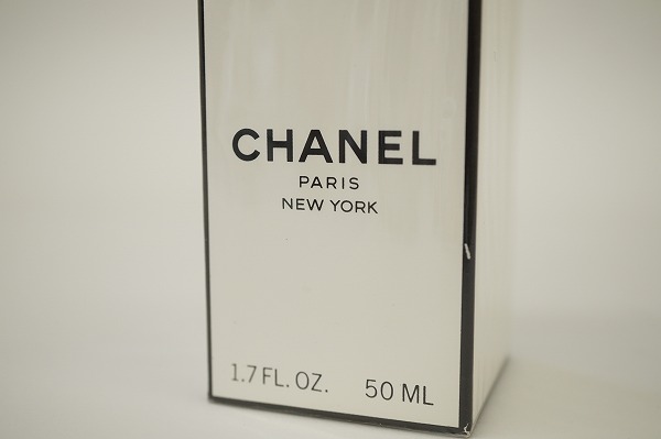 シャネルの大人気フレグランスNo.19をお買取しました