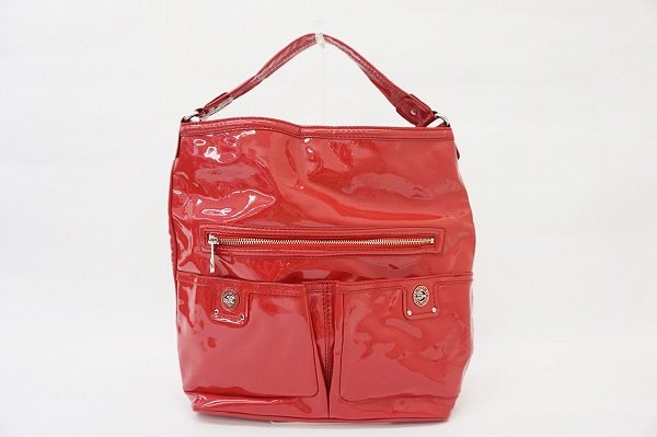 マークバイマークジェイコブスのエナメルワンハンドルバッグ