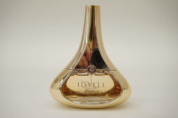 愛の夢を象徴する贅沢な香り ゲラン･イディールオーデトワレ