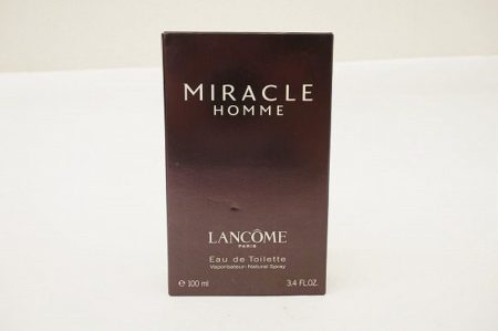 フレッシュグリーンが都会的な男性を思わせるランコム　ミ・ラ・ク オム