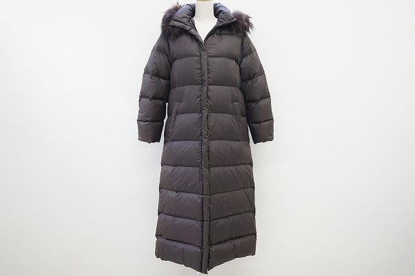 ダウンの王様「モンクレール」のフード付ロングダウンコート