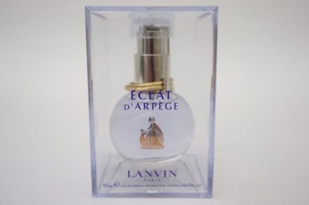 女性らしい清楚で可憐な香りのランバン･エクラ・ドゥ・アルページュ