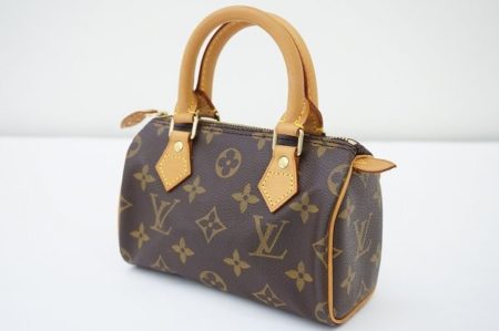 ルイヴィトンの小さなサイズが可愛いモノグラムミニスピーディ