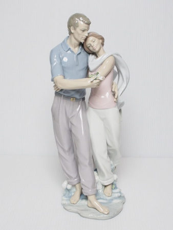 リヤドロ LLADRO 幸せな人生 NO.6842 陶器ポーセリン 261241