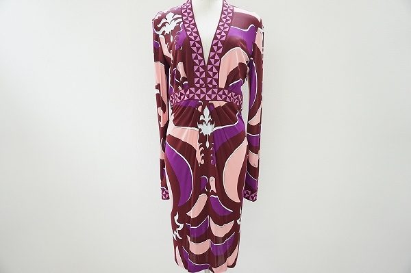 洗練されたプリント柄と色使い。エミリオプッチのワンピースを買取しました