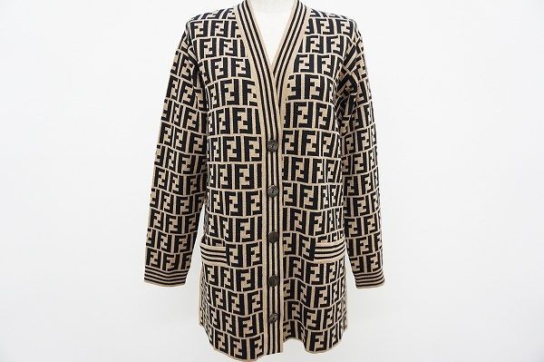 フェンディを象徴するアイコンズッカ柄。ロングカーディガンを買取しました