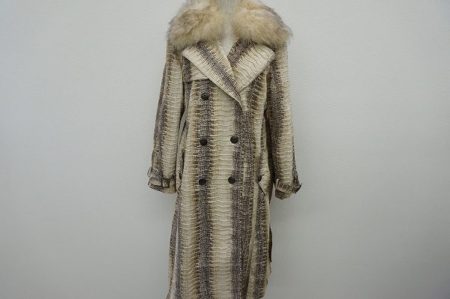 ゴージャスであったかい！デュアルビューのフォックスファーコートを買取しました