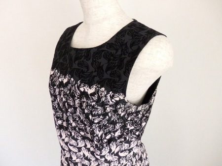 レッドヴァレンティノのノースリーブワンピースを買取いたしました