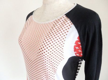 差し色にもオススメ！ステラ・マッカートニーのデザインカットソーを買取いたしました