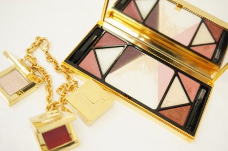 イヴサンローランのバッグチャームコスメを買取いたしました