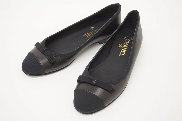 世界中から愛されるブランド、シャネルの上品なバレエシューズを買取いたしました