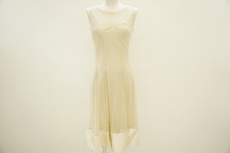 透け感素材が上品。アンテプリマのシャンパンゴールドのワンピースを買取しました