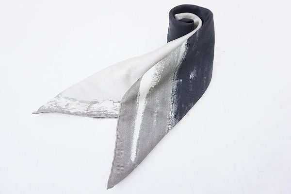 イタリアのハイブランド、グッチのシルクスカーフを買取しました