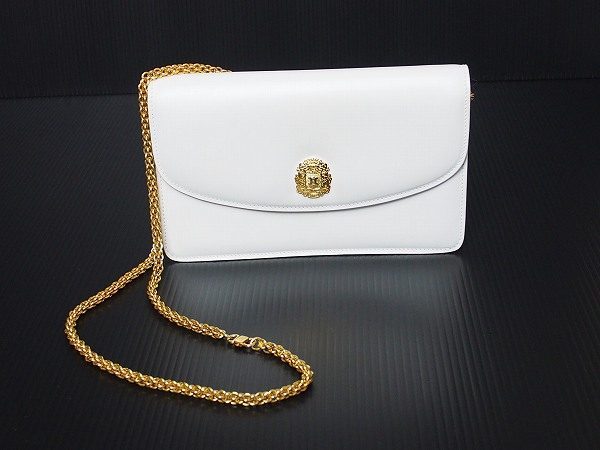 kako2005kf-img600x450-1475137565shsj6e18233