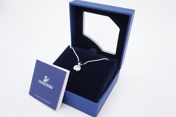 swarovski-necklace_03