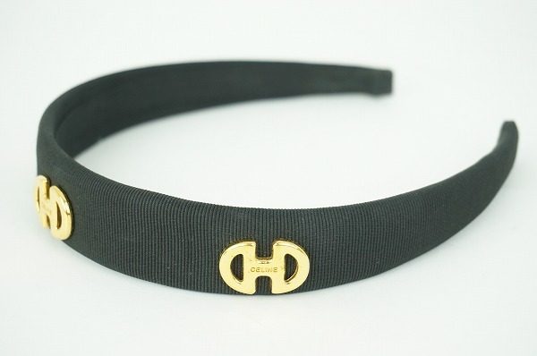 セリーヌのかわいらしい黒のカチューシャを買取しました