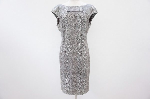 トリーバーチのフェミニンなデザインのワンピースを買取しました