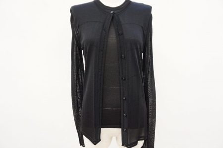 シンプルなのでずっと愛用出来る！誰もが憧れるシャネルのアンサンブル