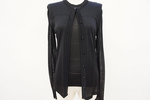 シンプルなのでずっと愛用出来る！誰もが憧れるシャネルのアンサンブル