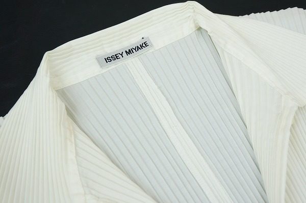 isseimiyake-blouse_02