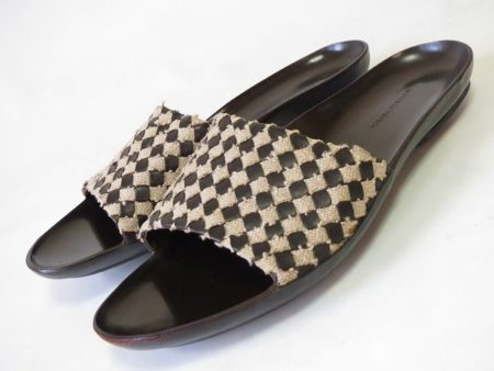 オシャレは足元から！ボッテガヴェネタのメンズサンダルをお買取いたしました