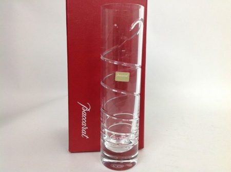 生活にロイヤルな優雅を！バカラのフラワーベースを買取しました