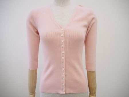 一足早く春の装いを取り入れてみませんか？セリーヌの春色アンサンブルを買取しました