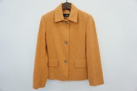 マックスマーラのベーシックで着回し自在なウィークエンドジャケットを買取しました