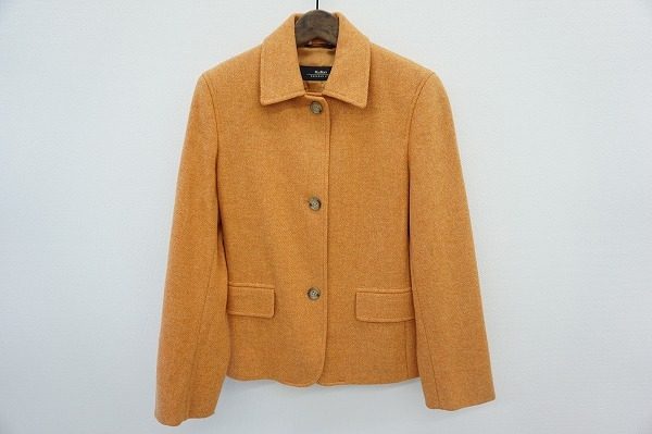 マックスマーラのベーシックで着回し自在なウィークエンドジャケットを買取しました