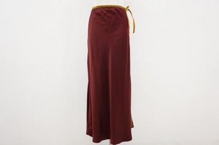 縦のラインでスタイルアップ効果抜群。エトロの上品なロングスカートを買取しました