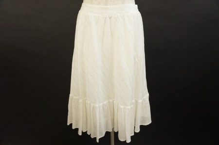 ふんわりとした女性らしい雰囲気を演出。アンテプリマのスカートを買取しました