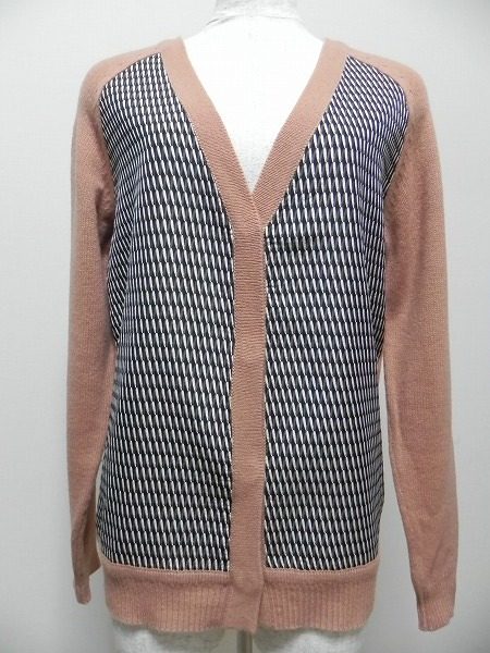 飽きのこないシンプルさ!キッカルアルディビークイーンのカーディガン