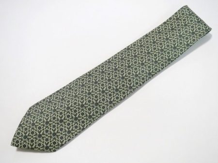 紳士のマストアイテム、エルメスのネクタイをお買取いたしました