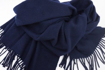 ファッションを上品に仕上げる。エルメスのカシミヤマフラーを買取しました