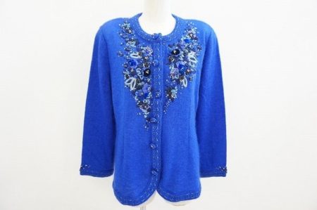 まるでパリジェンヌのようなアトリエサガンのカーディガンをご紹介