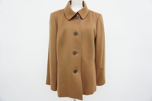 レリアンがロロピアーナへ特注したレアなお品物。カシミア100%の贅沢なジャケットを買取しました