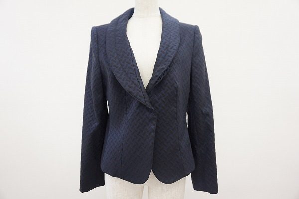 ビジネスシーンにハイブランドを！アルマーニコレッツィオーニのジャケット