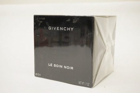 大人のためのラグジュアリーなスキンケア。ジバンシィのソワンノワール